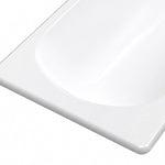 Bathtub rim close‑up, wide flat deck with smooth rounded edge